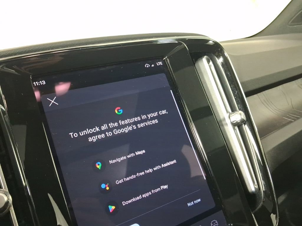 Certified 2023 Volvo XC40 Recharge Plus w/ Protection Package Premier AWD/4WD image 26