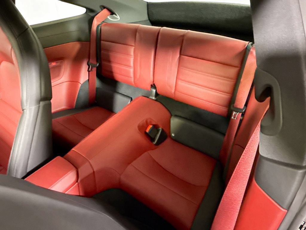 Certified 2025 Porsche 911 Carrera RWD image 19