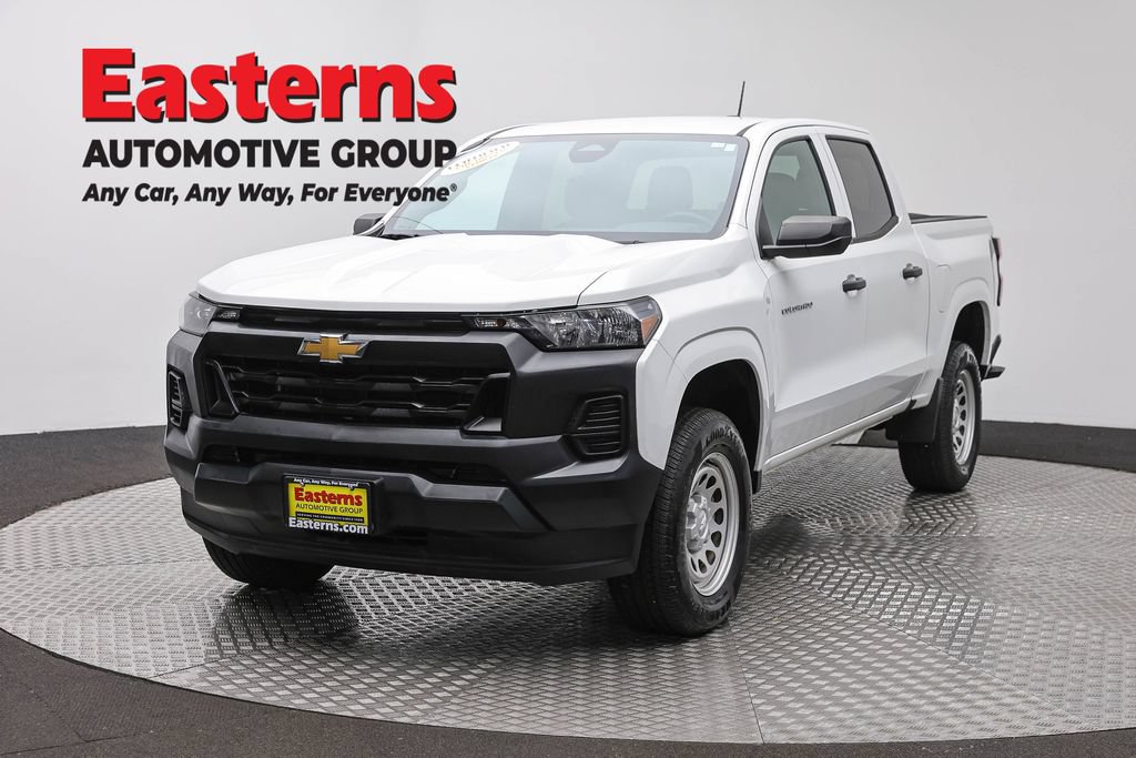 Used 2023 Chevrolet Colorado W/T RWD image 1