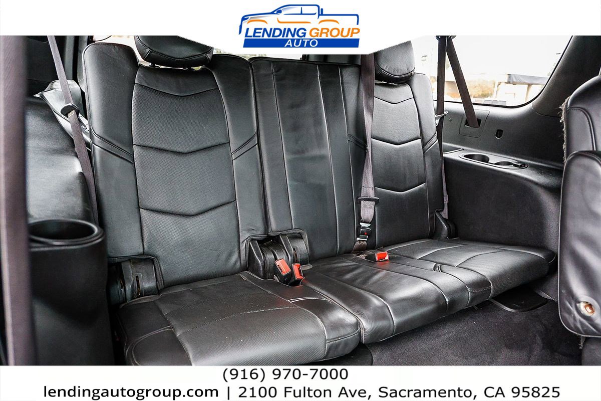 Used 2016 Cadillac Escalade ESV Platinum image 19