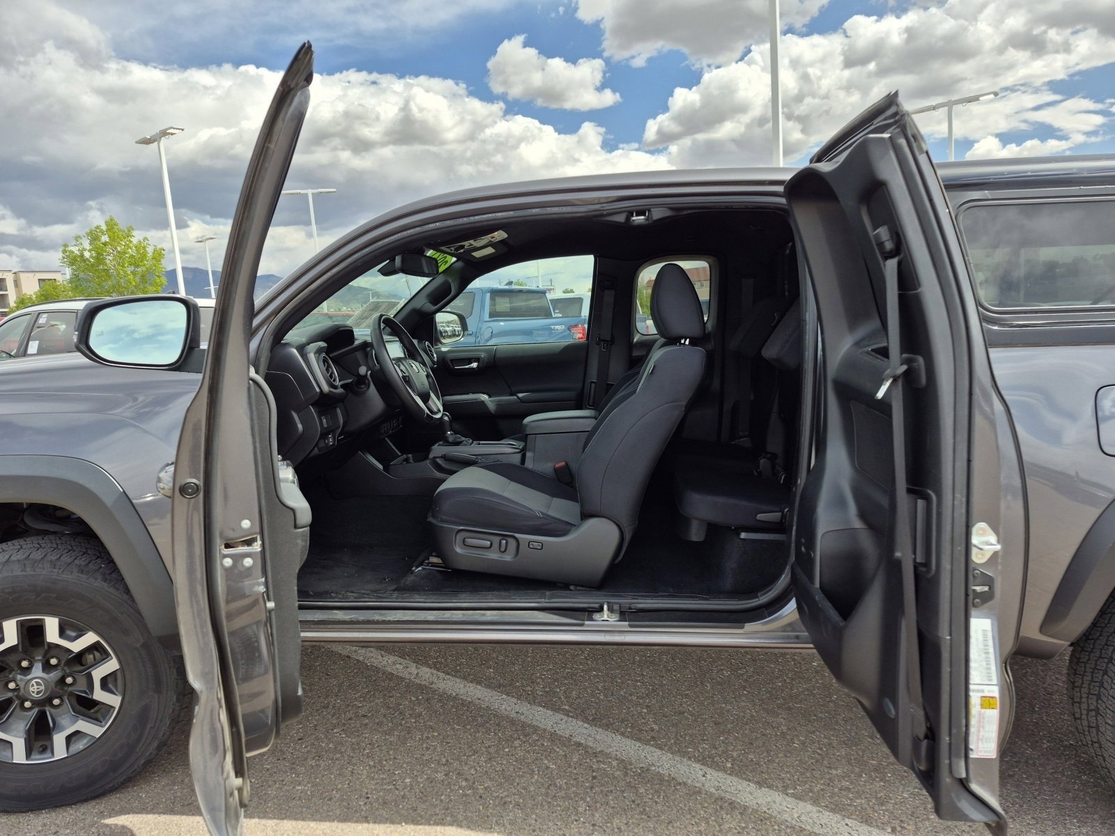 Certified 2021 Toyota Tacoma TRD Off-Road w/ TRD Premium Off Road Package image 18