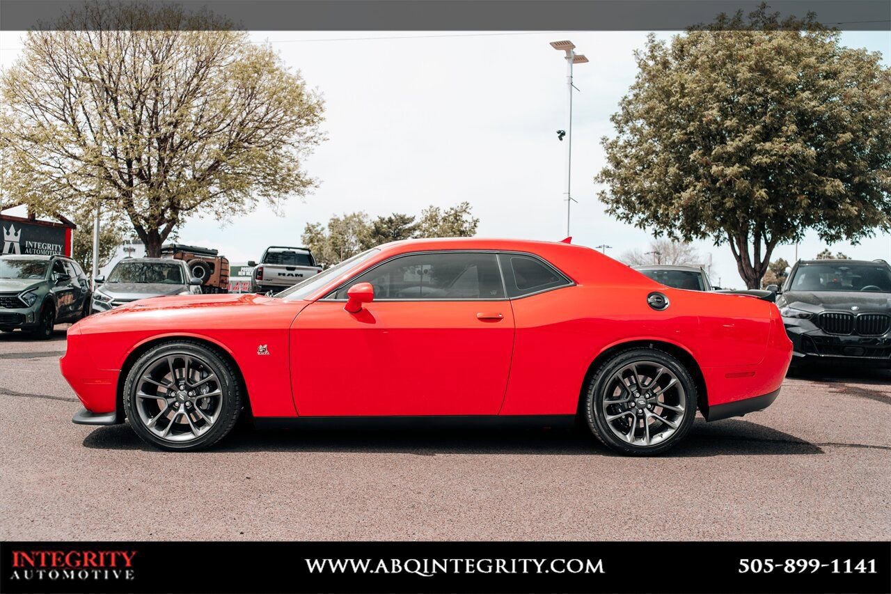 Used 2023 Dodge Challenger R/T Scat Pack w/ Plus Package RWD image 4