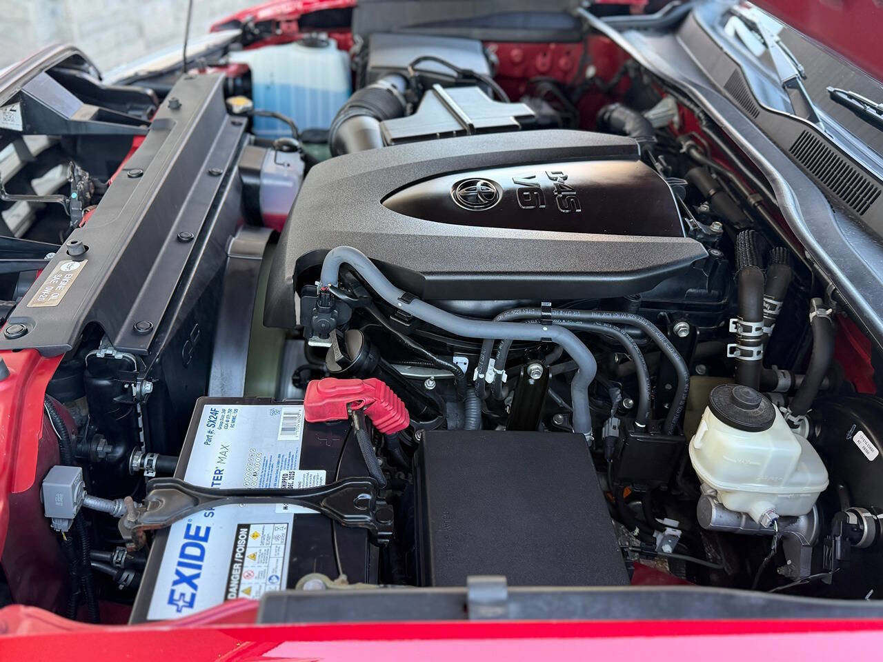 Used 2016 Toyota Tacoma TRD Sport image 50