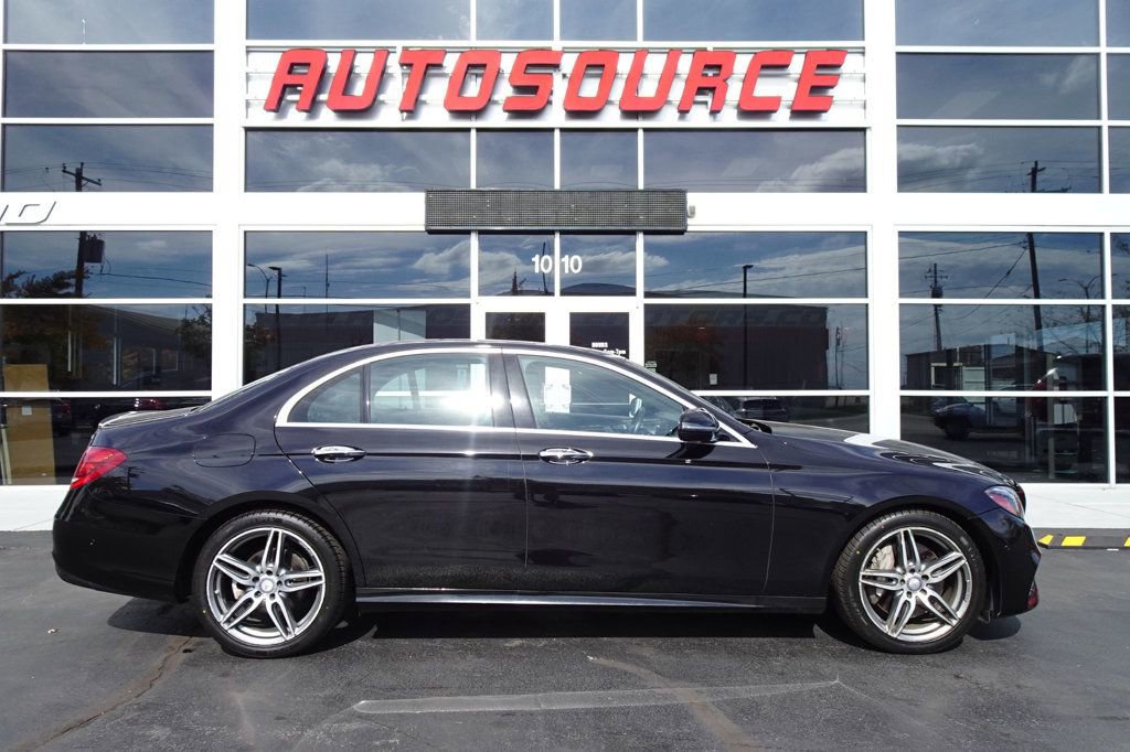 Used 2017 Mercedes-Benz E 300 4MATIC image 1