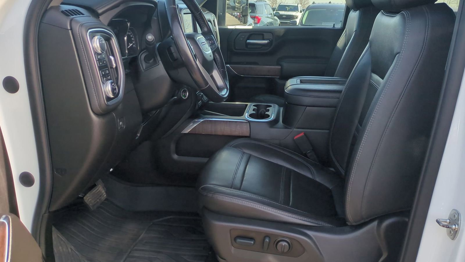 Used 2022 GMC Sierra 2500 Denali w/ Denali Ultimate Package image 18