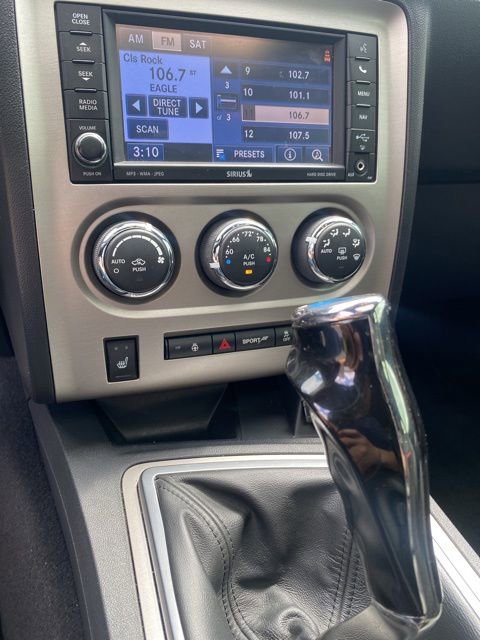 Used 2012 Dodge Challenger SRT8 RWD image 23