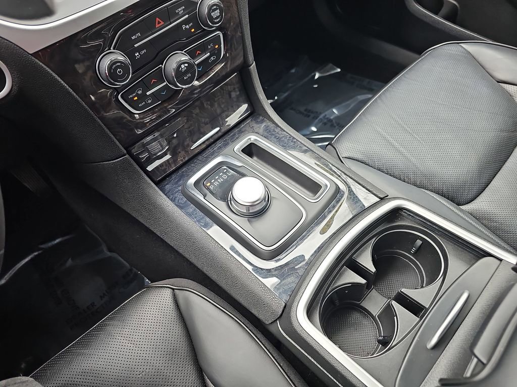 Used 2023 Chrysler 300 Touring L w/ Popular Equipment Group image 22