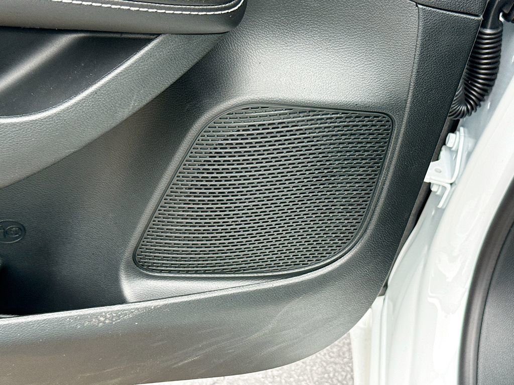 New 2026 Chrysler Pacifica Select FWD image 19