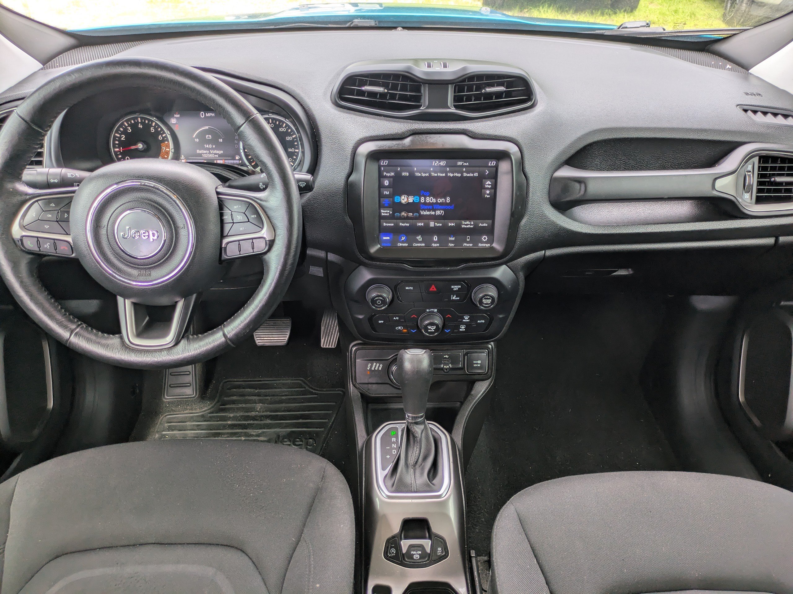 Used 2022 Jeep Renegade Latitude AWD/4WD image 15
