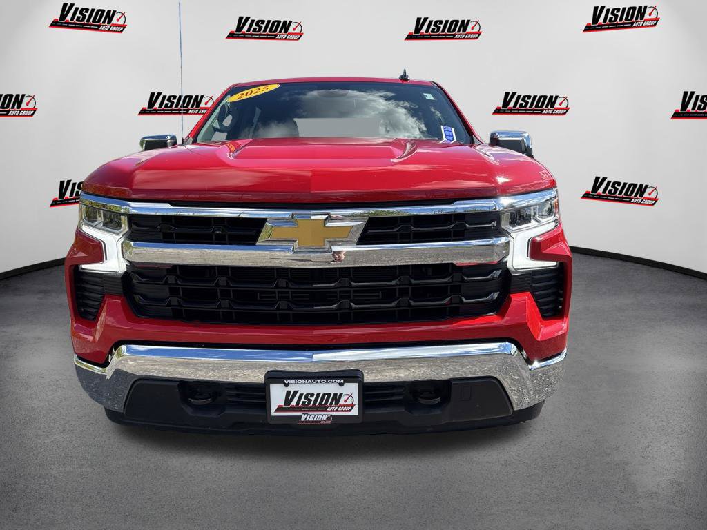 Used 2025 Chevrolet Silverado 1500 LT AWD/4WD image 2