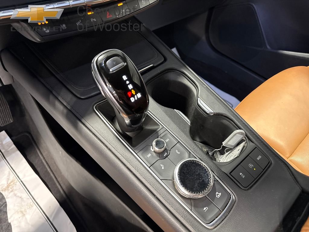 Used 2020 Cadillac XT4 Premium Luxury w/ Enhanced Visibility Package image 15