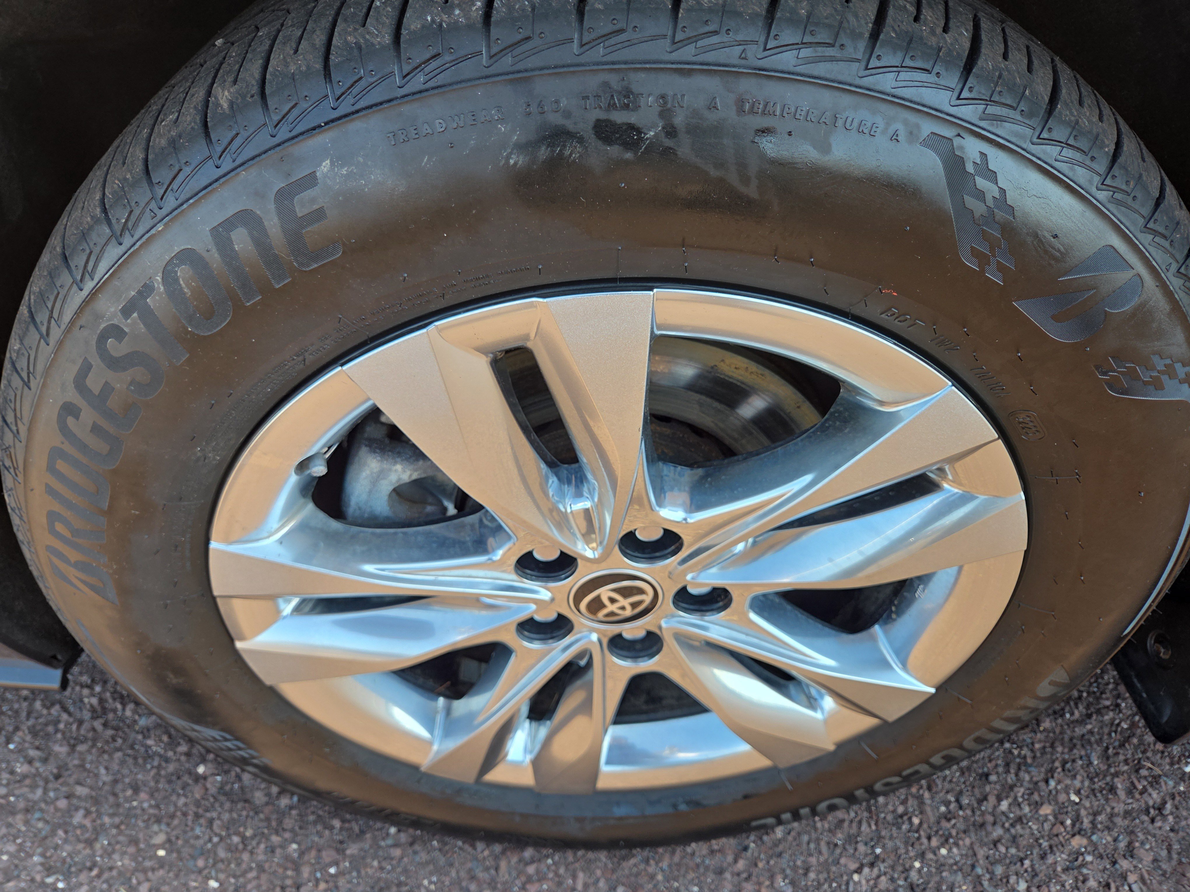 Used 2023 Toyota Sienna XLE w/ XLE Plus Package image 12