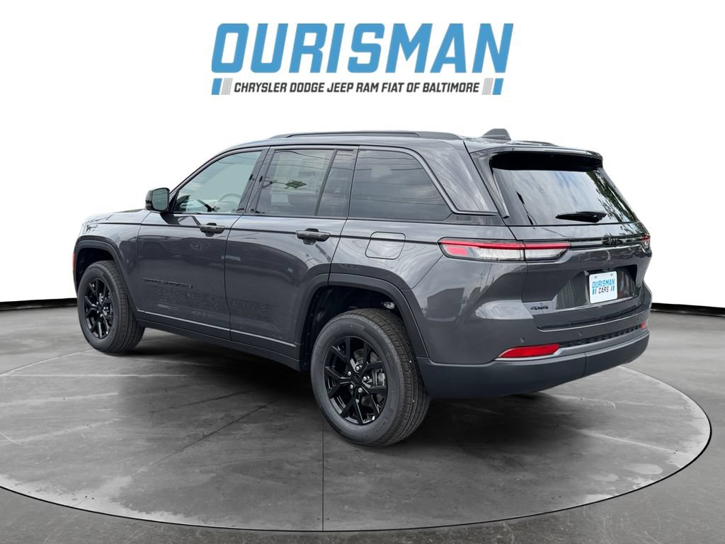 New 2026 Jeep Grand Cherokee Altitude AWD/4WD image 4