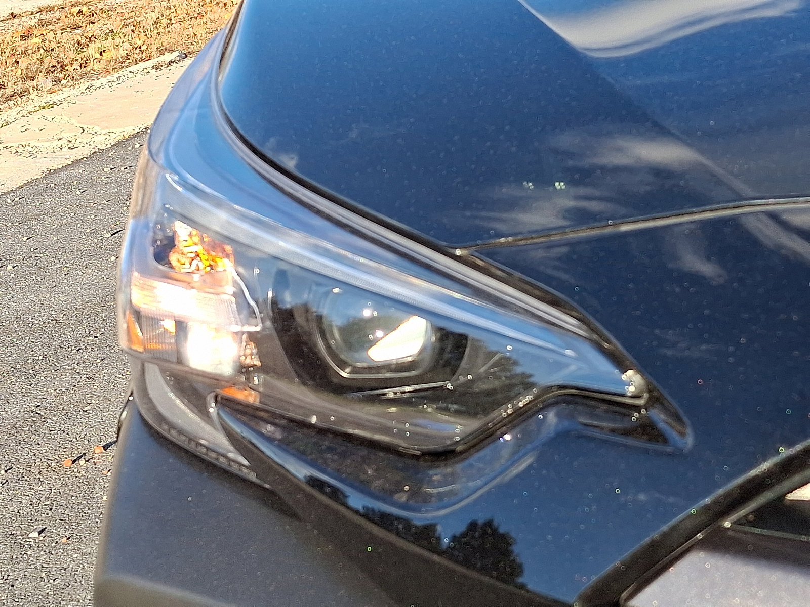 Certified 2025 Subaru Outback Limited image 11