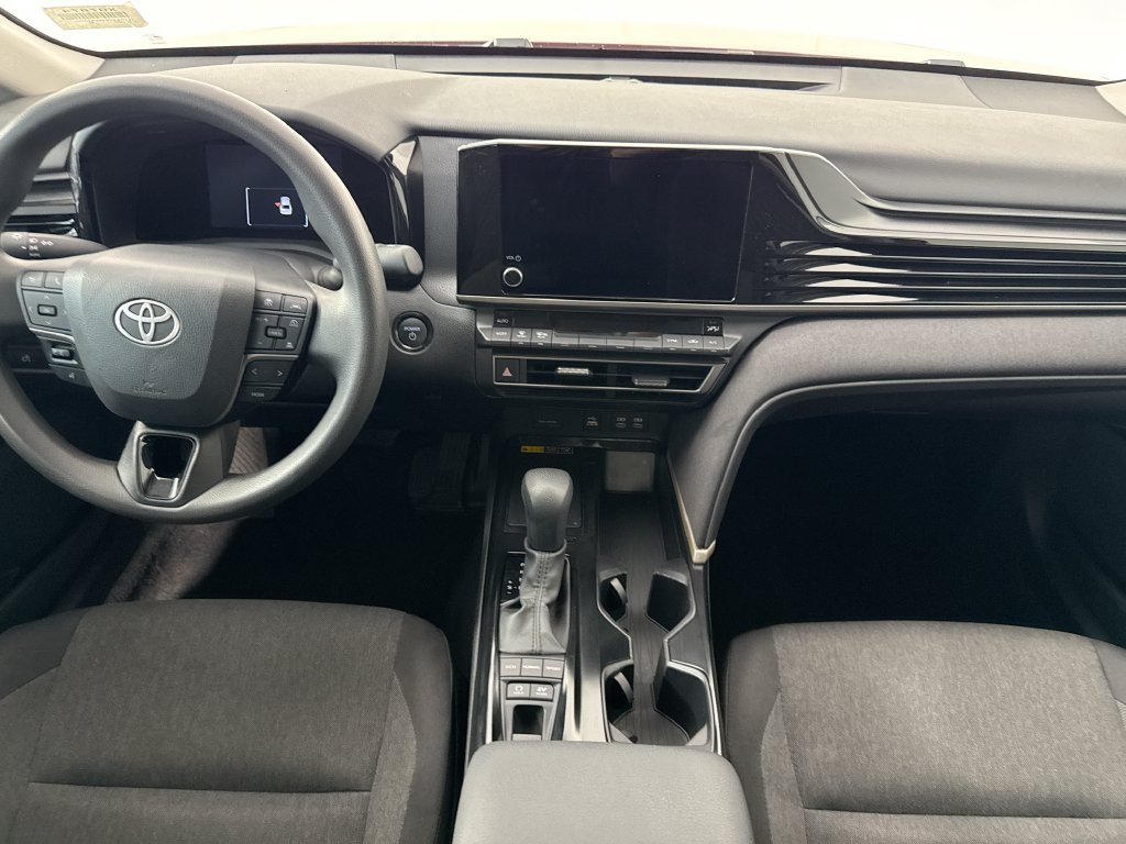 Used 2025 Toyota Camry LE FWD image 14