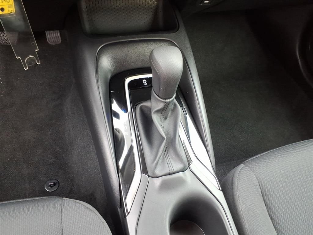 Used 2026 Toyota Corolla LE image 30