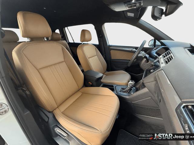 Used 2023 Volkswagen Tiguan SE image 13