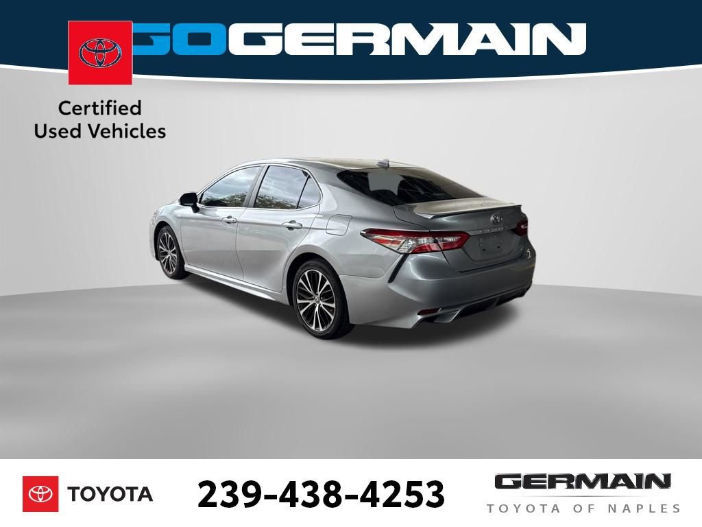 Used 2020 Toyota Camry SE image 4