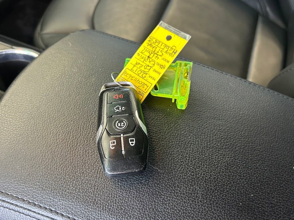 Used 2017 Ford Explorer XLT w/ Equipment Group 202A image 41