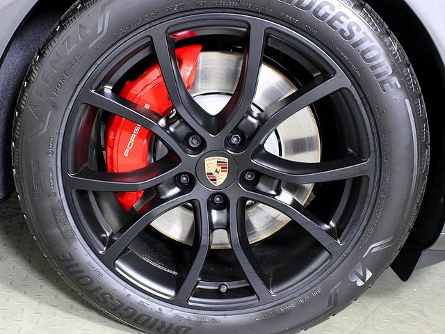 New 2026 Porsche Cayenne GTS image 12