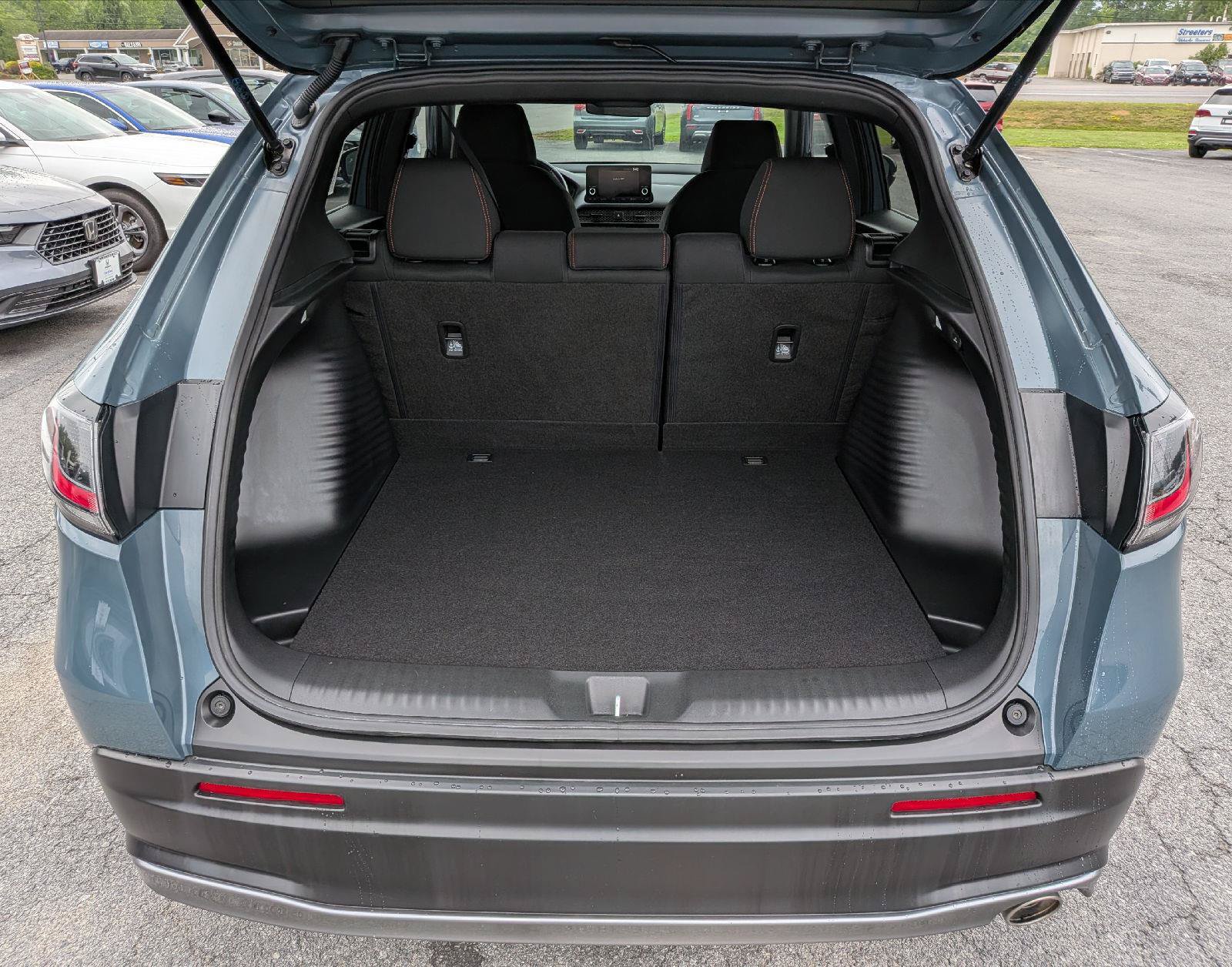 Certified 2024 Honda HR-V Sport image 10