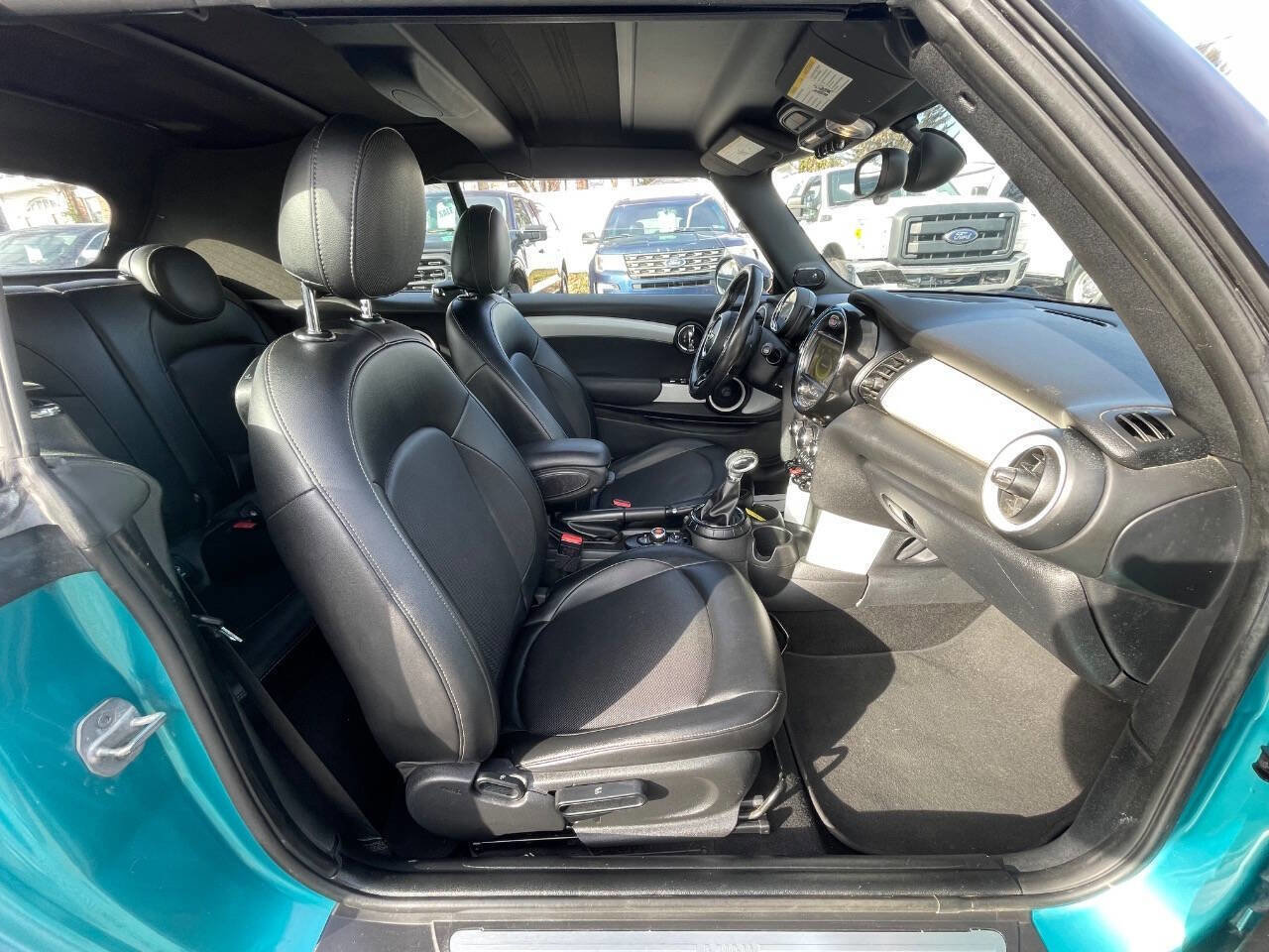 Used 2016 MINI Cooper Convertible image 29