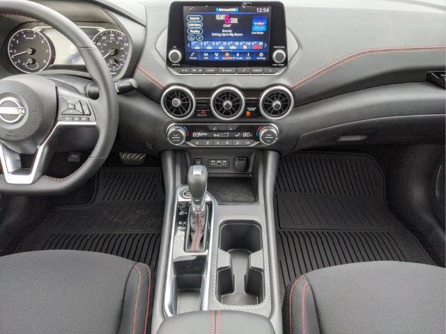 Certified 2025 Nissan Sentra SR FWD image 30