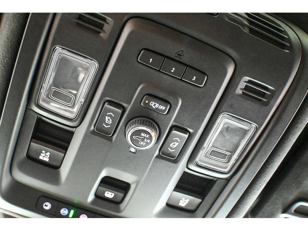 Certified 2024 Cadillac Escalade Sport Platinum w/ LPO, ONYX Package AWD/4WD image 62
