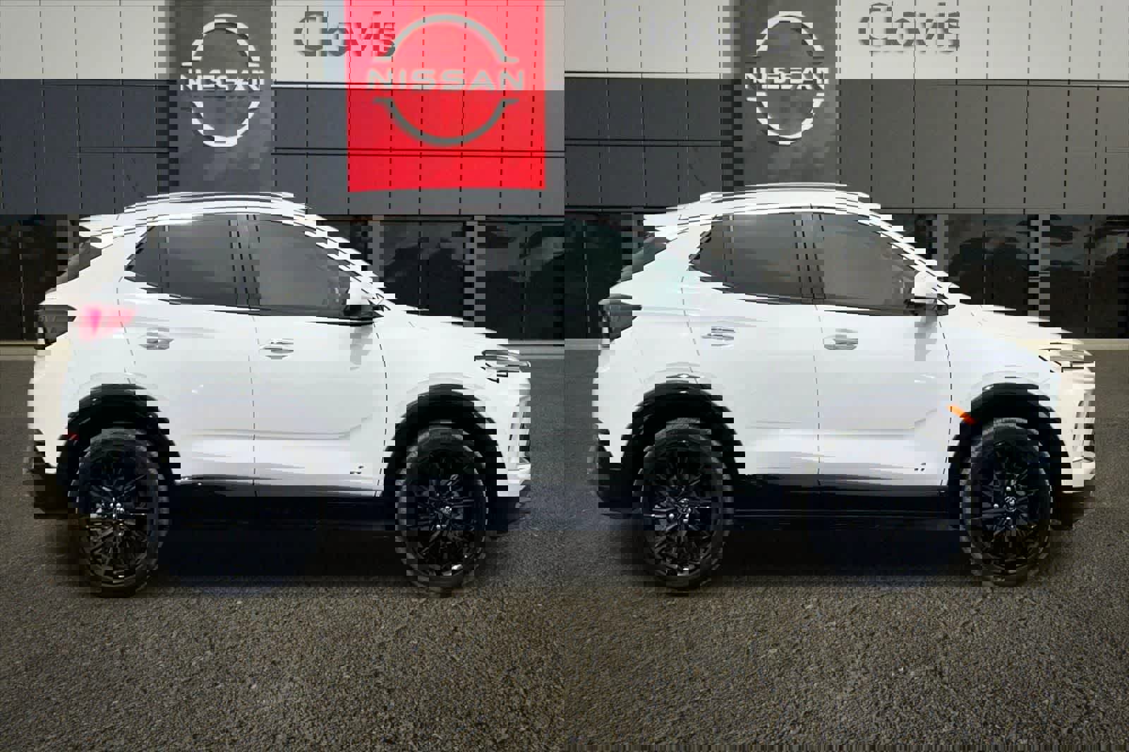 Used 2025 Buick Encore GX Sport Touring w/ Experience Buick Package image 9