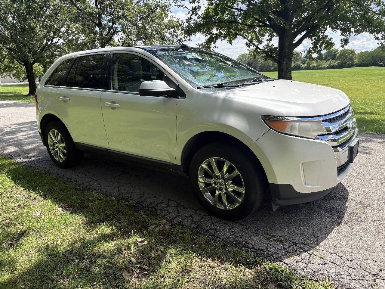 Used 2011 Ford Edge Limited FWD image 14