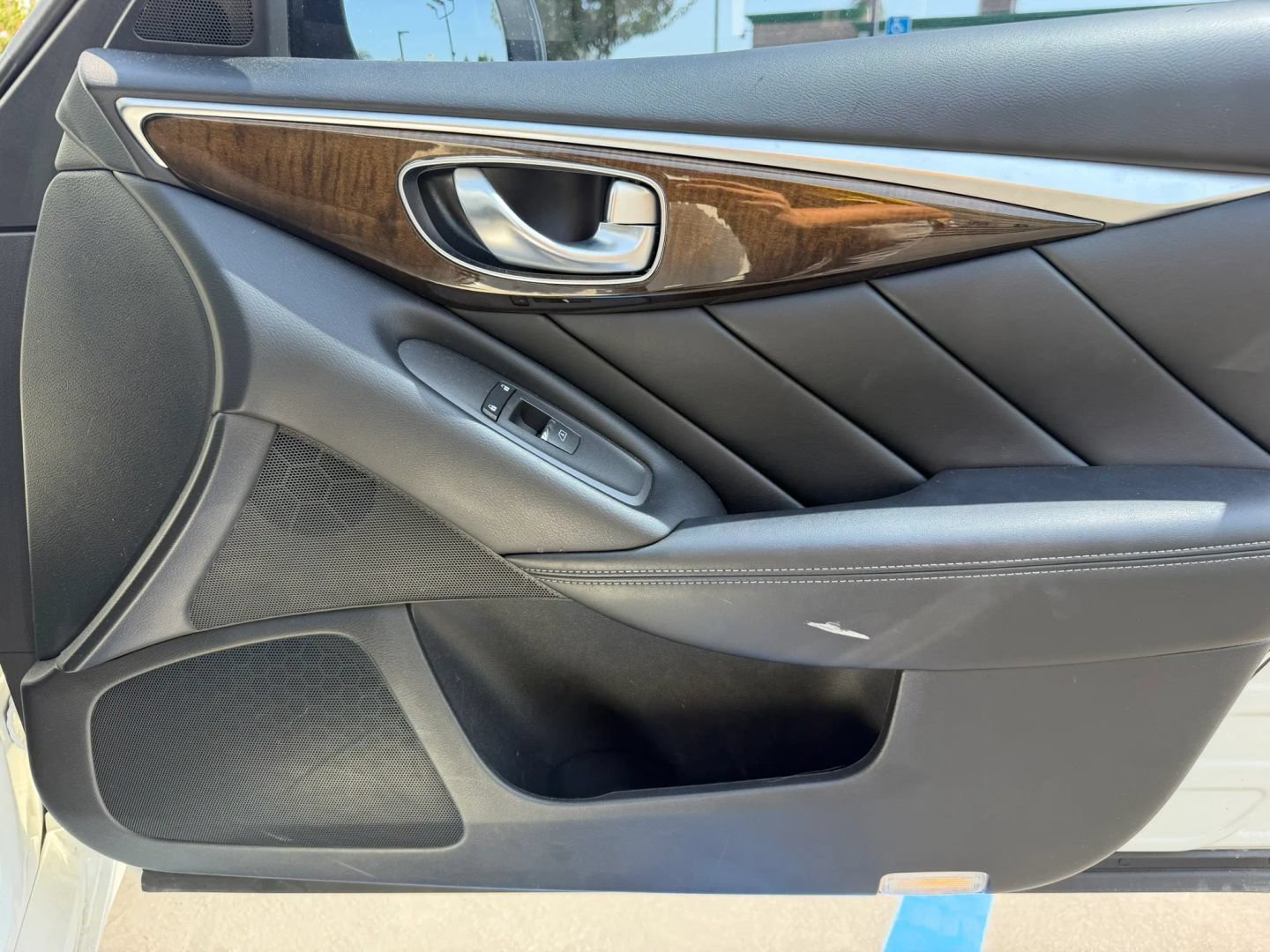 Used 2019 INFINITI Q50 Luxe w/ Essential Package (3.0T Luxe) RWD image 14
