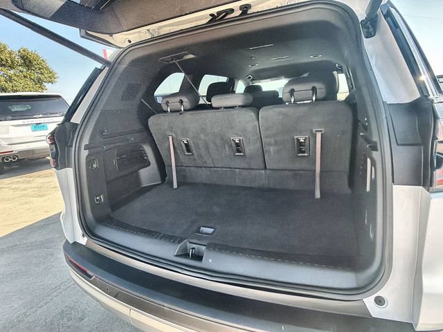 Certified 2025 GMC Acadia Elevation FWD image 25