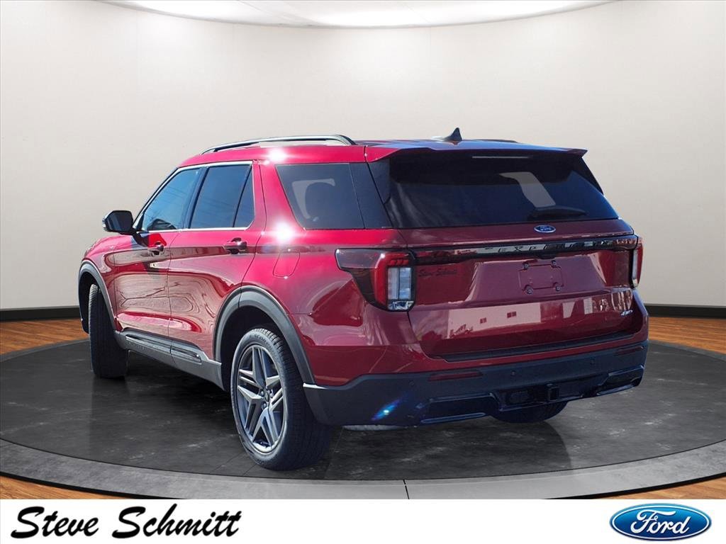 New 2026 Ford Explorer ST-Line w/ ST-Line Street Pack image 3