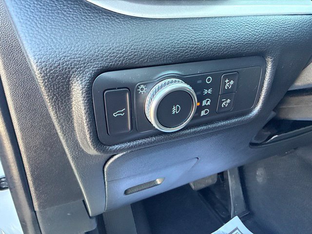 Used 2021 Ford Explorer XLT w/ Equipment Group 202A AWD/4WD image 21