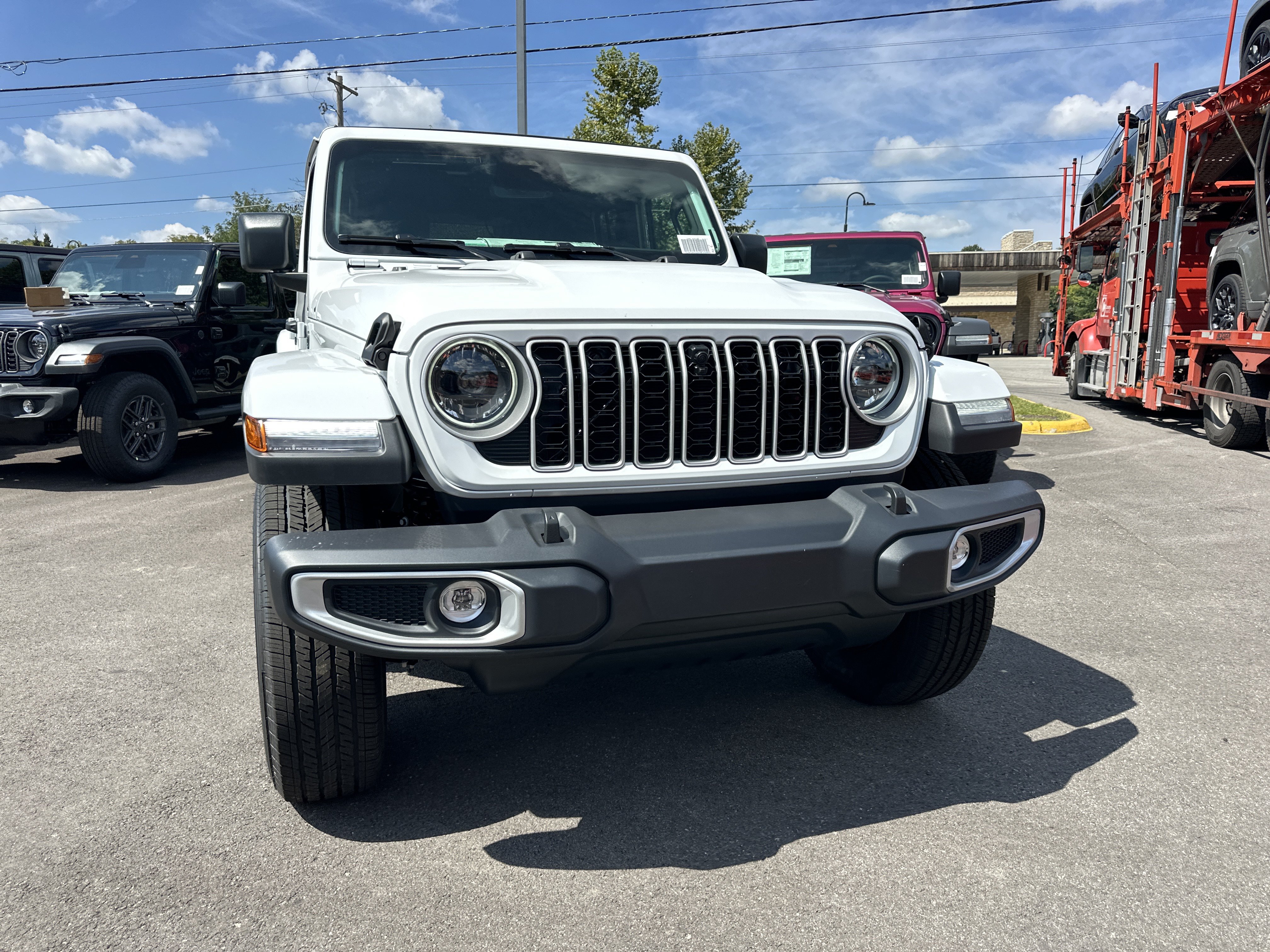 New 2027 Jeep Wrangler Unlimited Sahara AWD/4WD image 23
