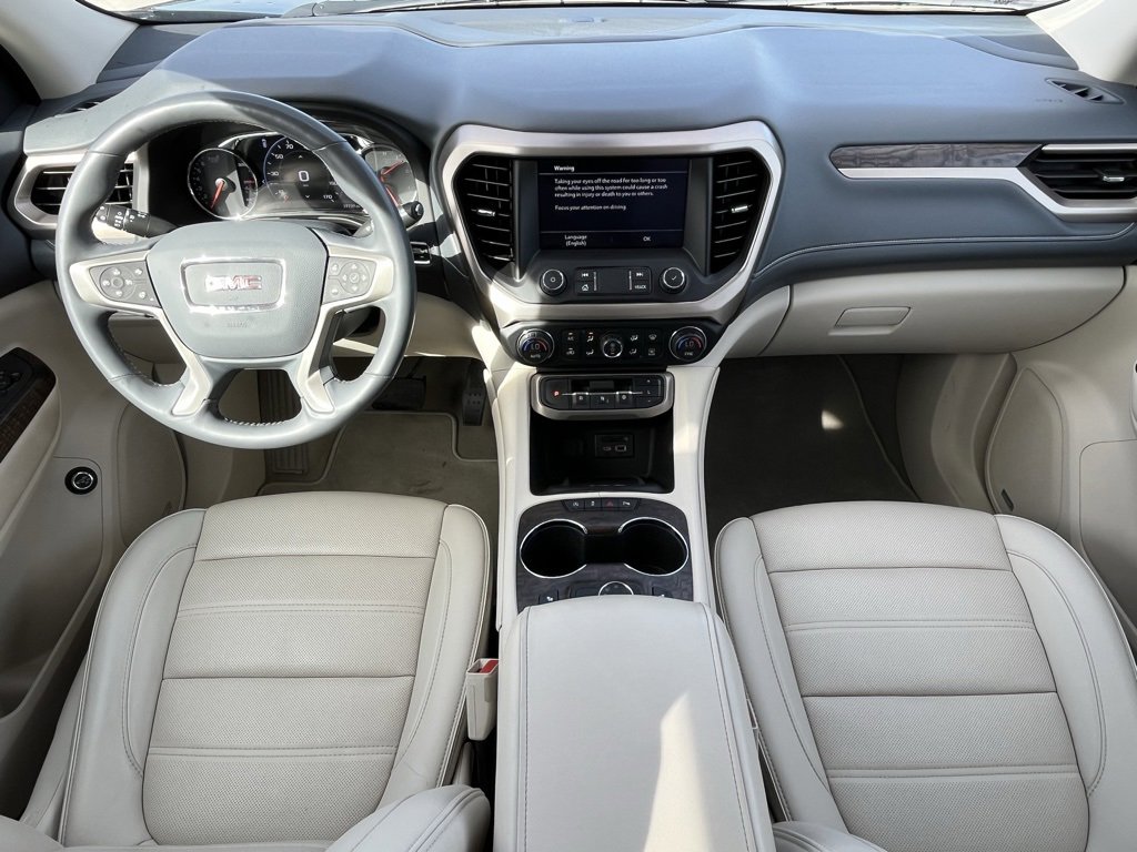 Used 2021 GMC Acadia Denali w/ Denali Technology Package image 9