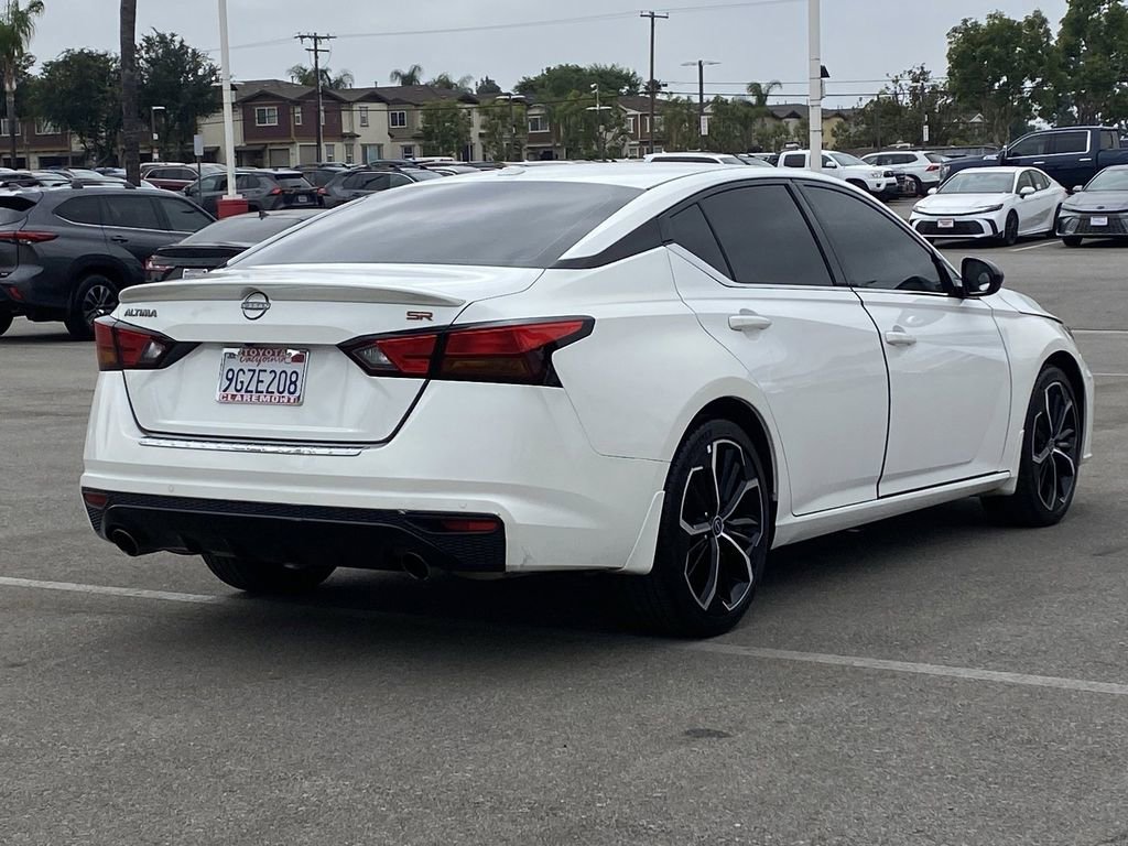 Used 2023 Nissan Altima 2.5 SR w/ SR Premium Package FWD image 41