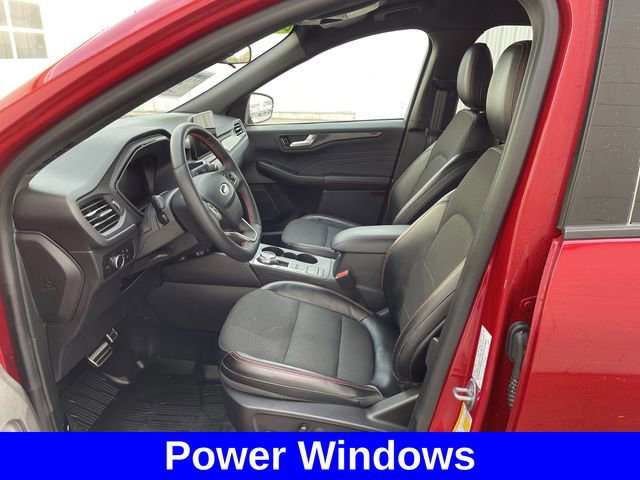 Used 2023 Ford Escape ST-Line image 9