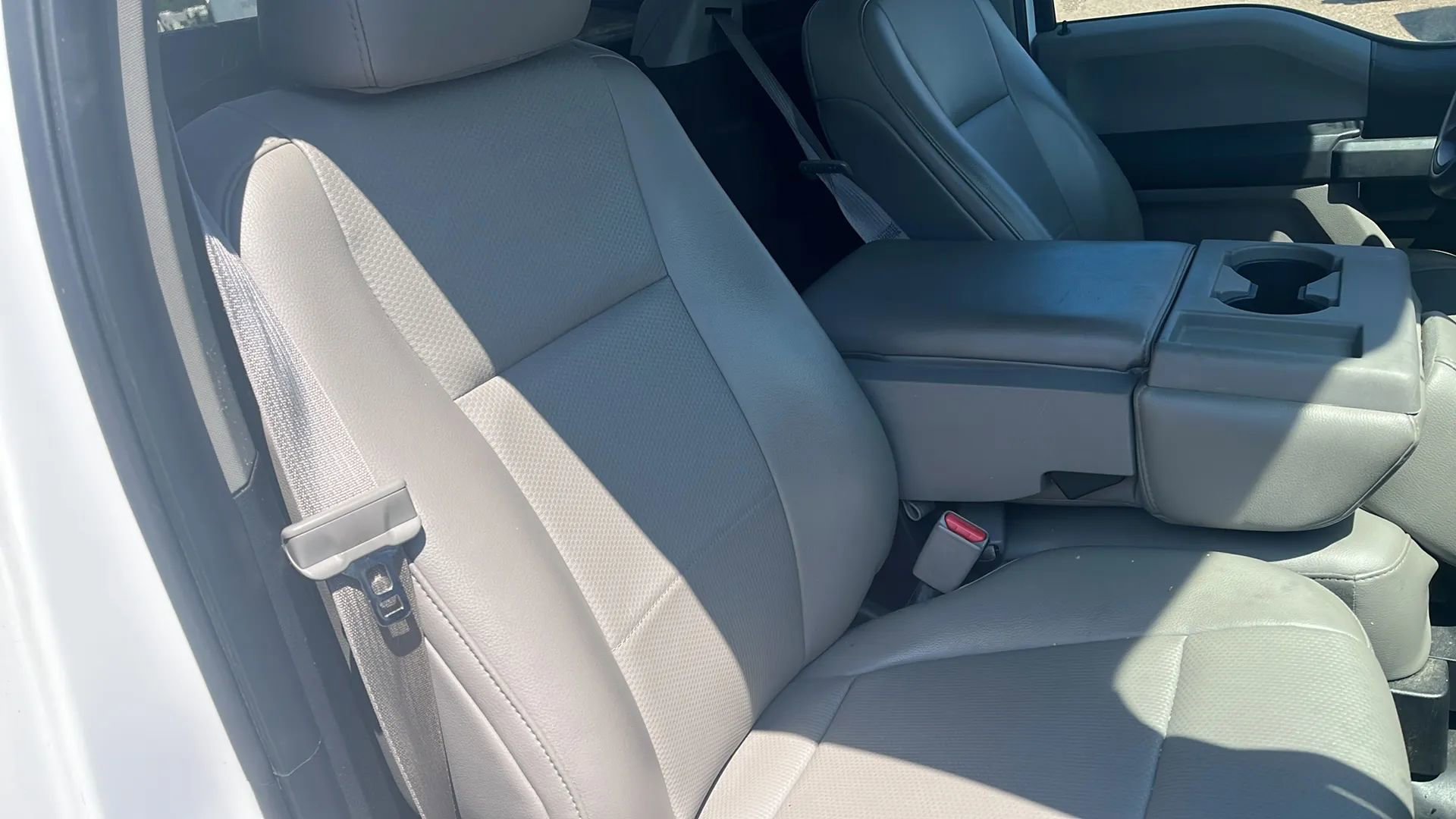 Used 2016 Ford F150 XL w/ Equipment Group 101A Mid image 13