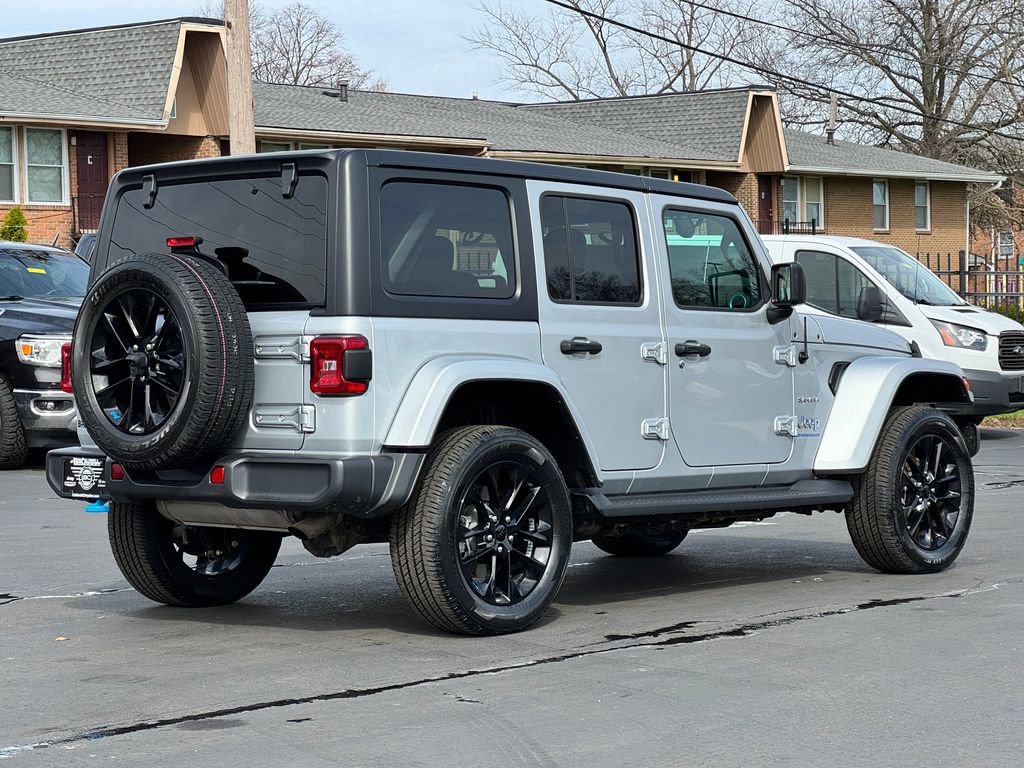 Used 2023 Jeep Wrangler Unlimited Sahara w/ Cold Weather Group image 7