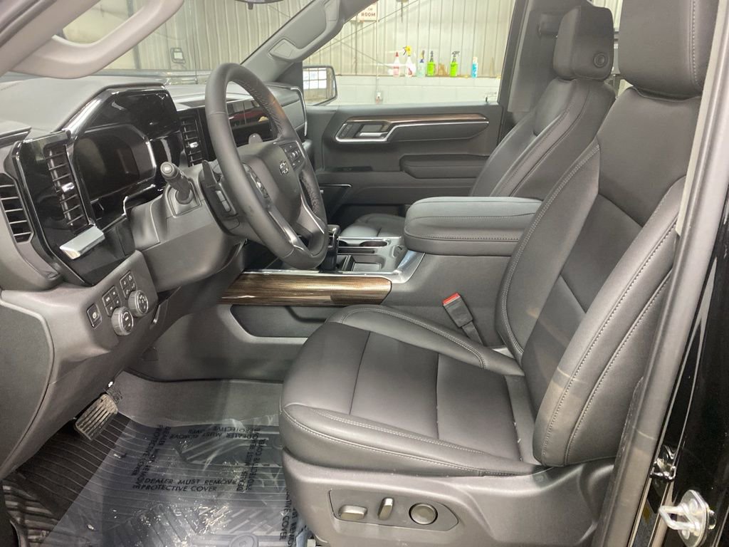 New 2026 Chevrolet Silverado 1500 LT Trail Boss w/ Safety Package image 24