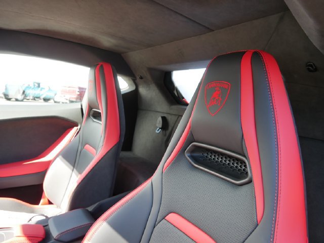 Used 2026 Lamborghini Temerario AWD/4WD image 17