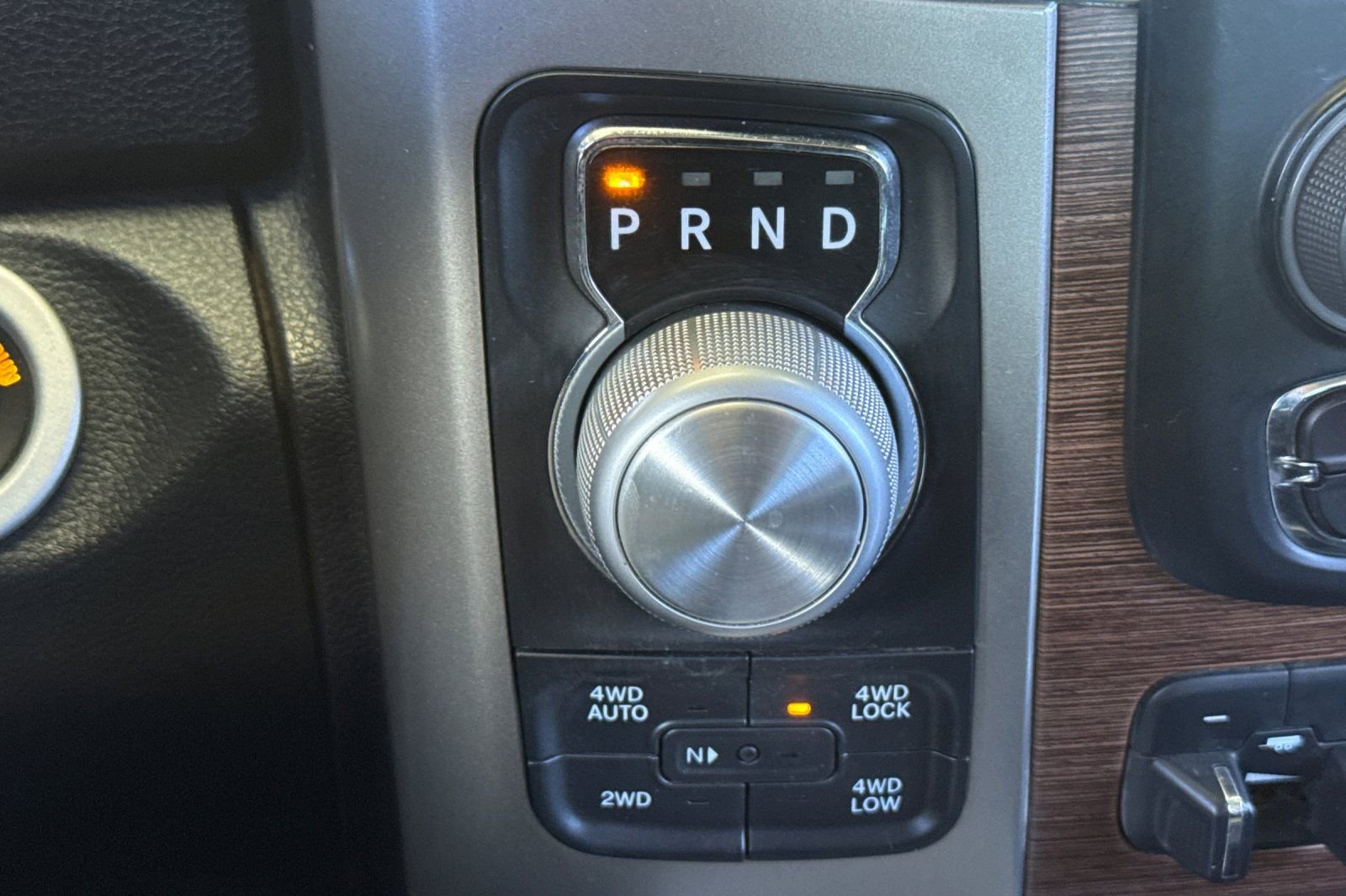 Used 2013 RAM 1500 Laramie w/ Convenience Group AWD/4WD image 30