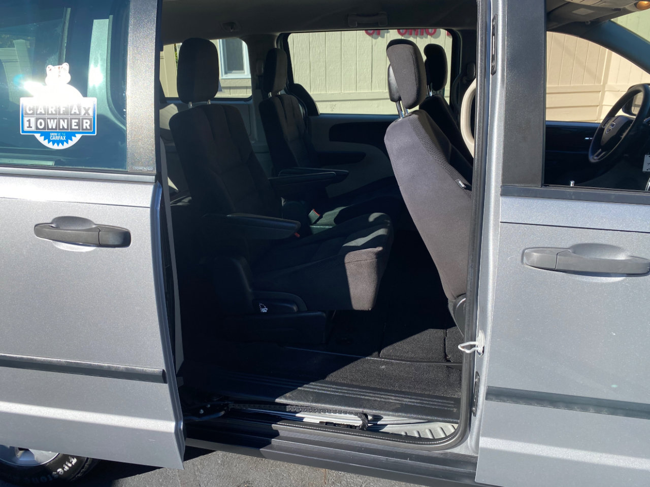 Used 2014 Dodge Grand Caravan American Value Package image 4