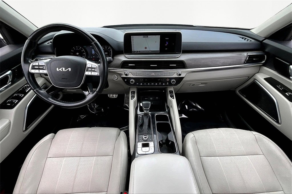 Used 2022 Kia Telluride SX w/ Nightfall Edition Package image 16