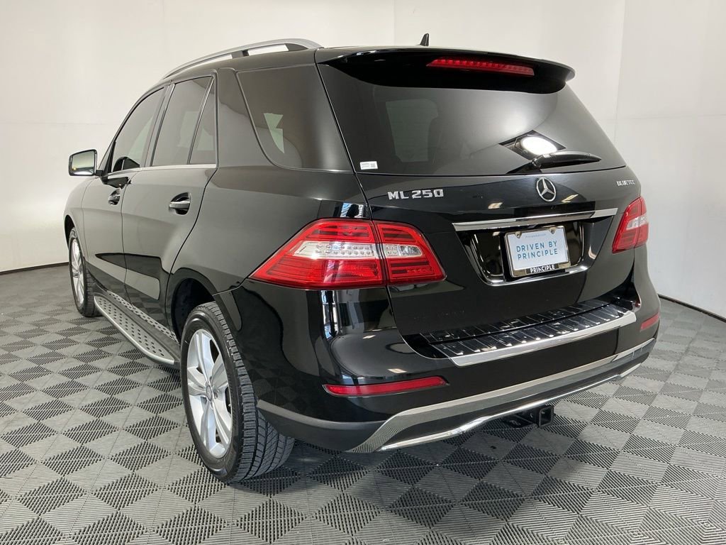 Used 2015 Mercedes-Benz ML 250 BlueTEC 4MATIC image 7