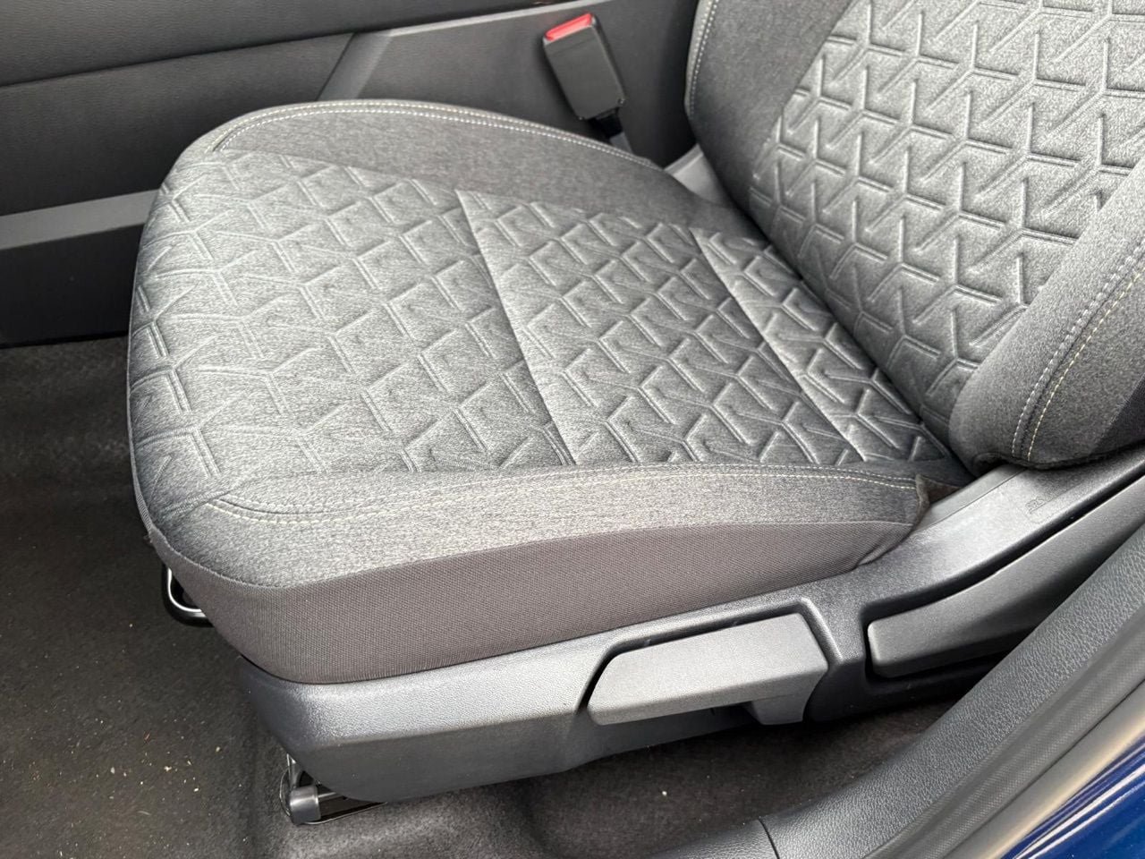 New 2026 Nissan Kicks SV FWD image 18
