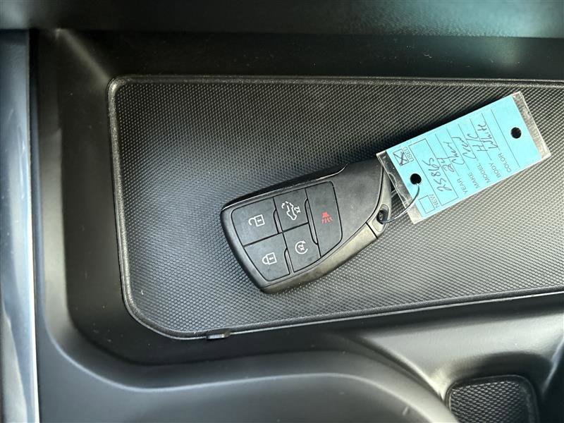 Used 2024 Chevrolet Silverado 1500 High Country w/ Technology Package image 31