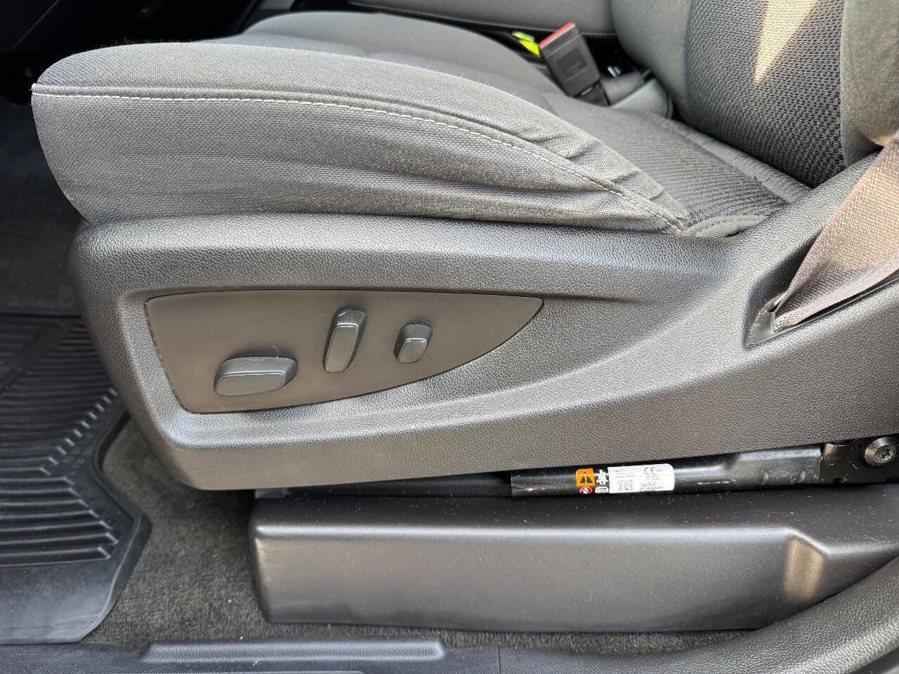 Used 2016 Chevrolet Silverado 1500 LT w/ All Star Edition image 19