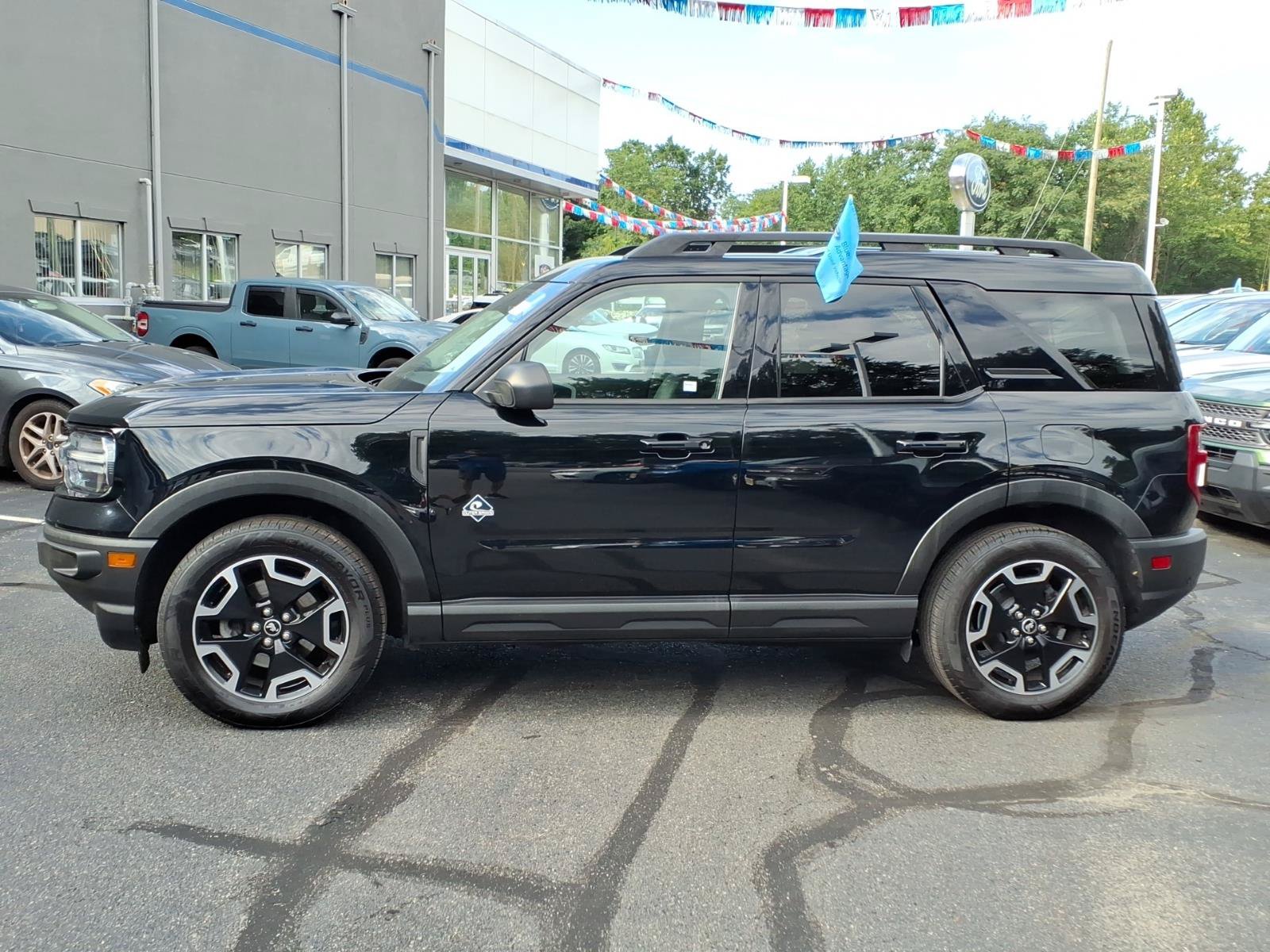 Certified 2023 Ford Bronco Sport Outer Banks w/ Tech Package AWD/4WD image 5